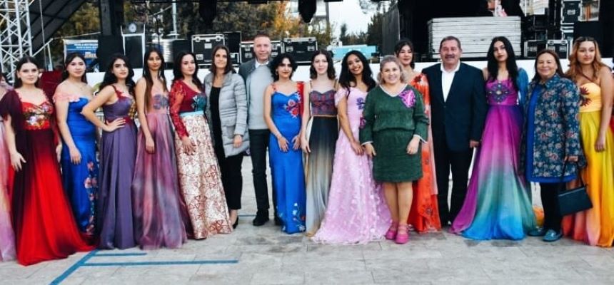 This image has an empty alt attribute; its file name is Milas-zeytin-hasat-ve-cocuk-senligi-bereket-samimiyet-ve-fedakarlik-sayfa-5-Foto-6.jpg