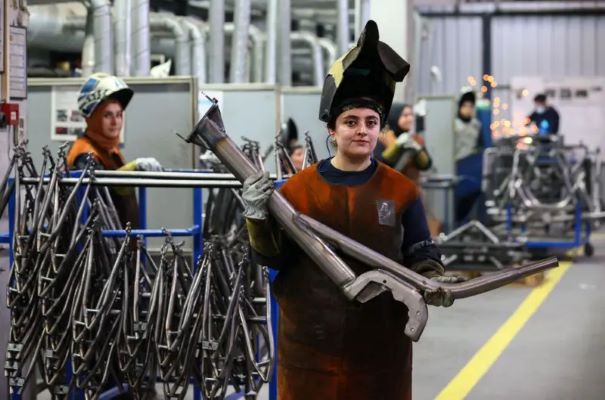 ABD'nin çelik ve alüminyum ithalatına uyguladığı gümrük vergileri %50'ye çıkıyor