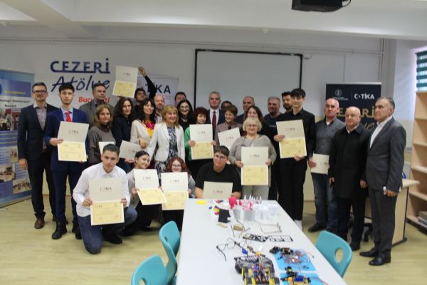 TİKA, Rumen Lisesi’ne Robotik Laboratuvarı kurdu